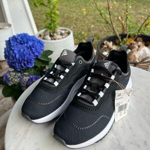 🤍Adidas 🖤Run Black and White Sneakers